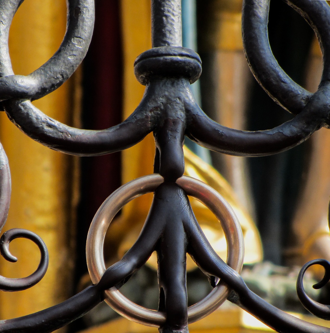 artwork, metal, beautiful fountain-585967.jpg